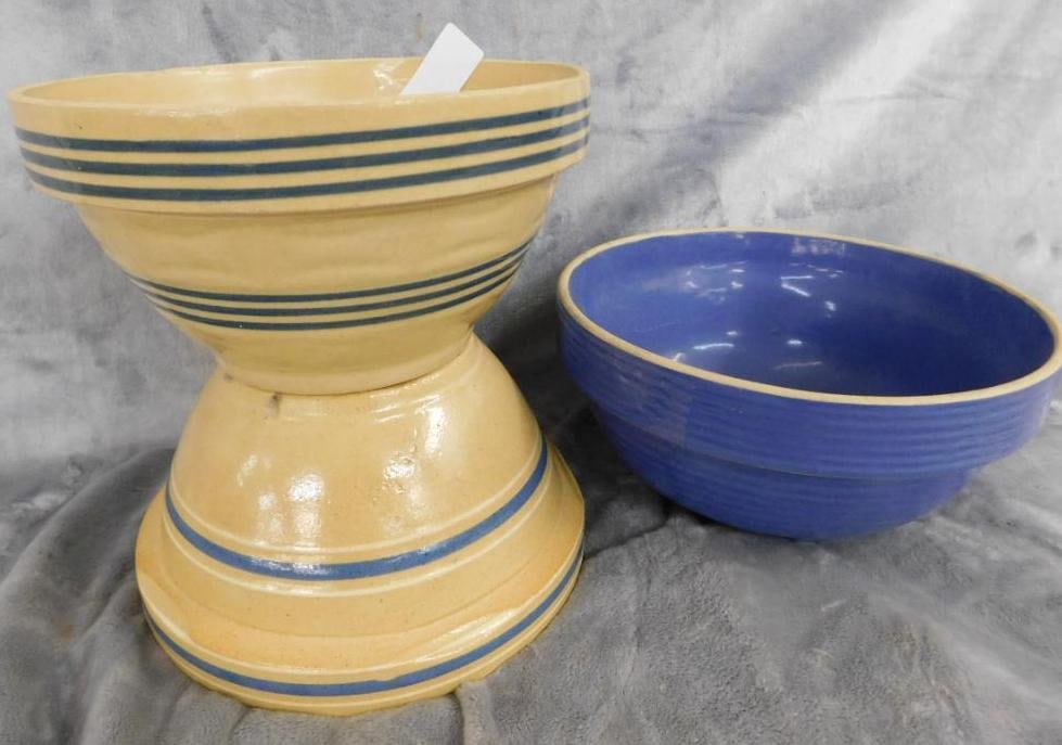 Group of 3 Vintage Mixing Bowls - USA - 4.5" x 9.5" - 2-4.5" x 9.5": See Photos For Condition and Details