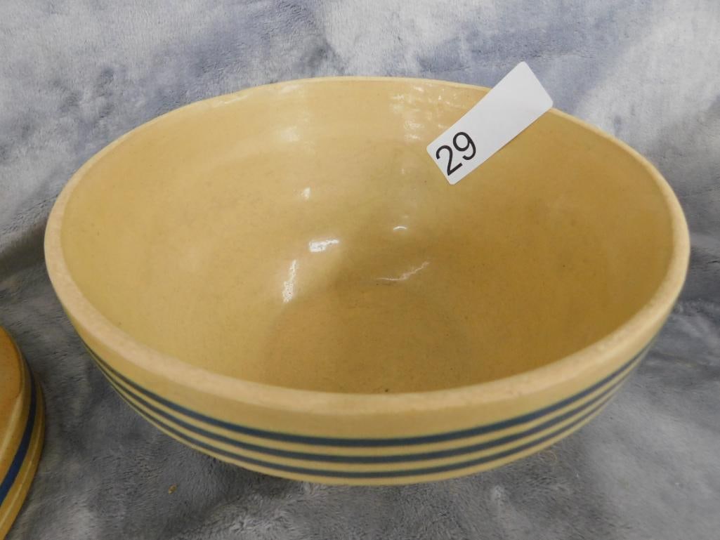 Group of 3 Vintage Mixing Bowls - USA - 4.5" x 9.5" - 2-4.5" x 9.5" - 6