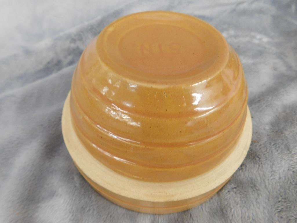 Group of 3 Small Vintage Mixing Bowls - 3" x 5" - 2.5" x 5" - 1.75" x 3.5" - 4