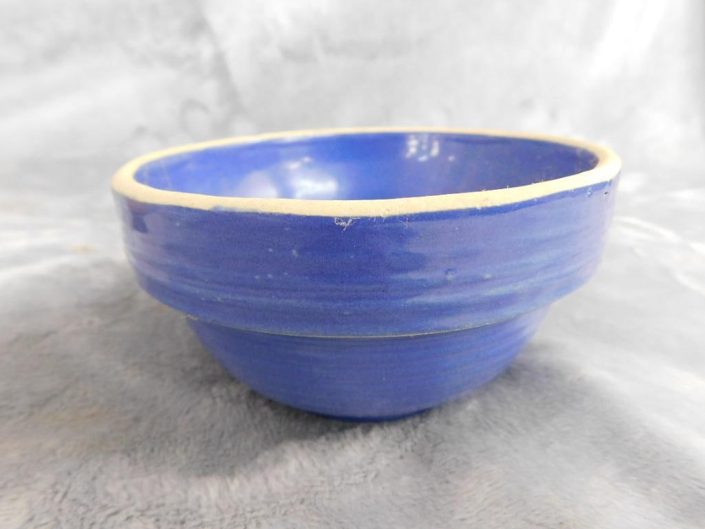 Group of 3 Small Vintage Mixing Bowls - 3" x 5" - 2.5" x 5" - 1.75" x 3.5" - 5