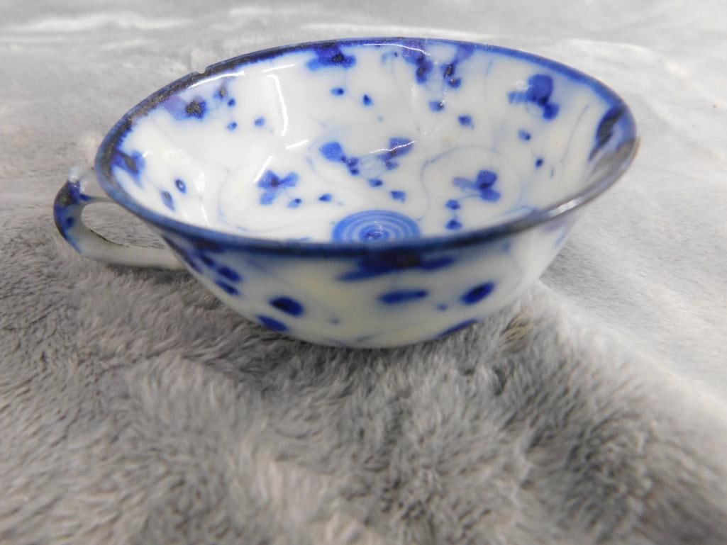 4 pieces of Vintage Flow Blue - Adams - LaBelle - and 2 Unsigned - 10