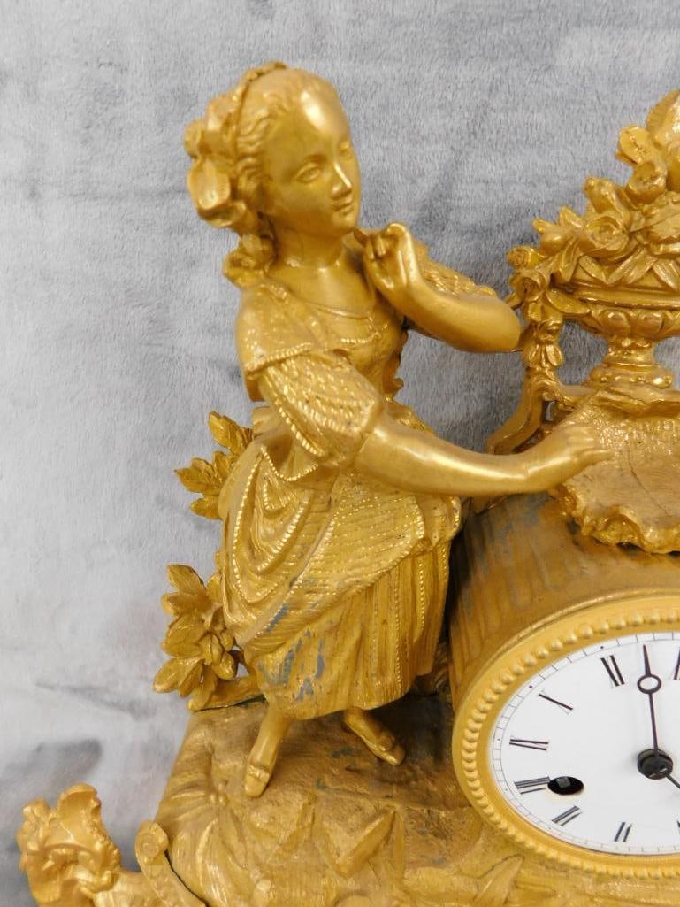 Vintage White Metal Mantle Clock with Key and Pendulum - 13.5" x 15" x 4" - 3