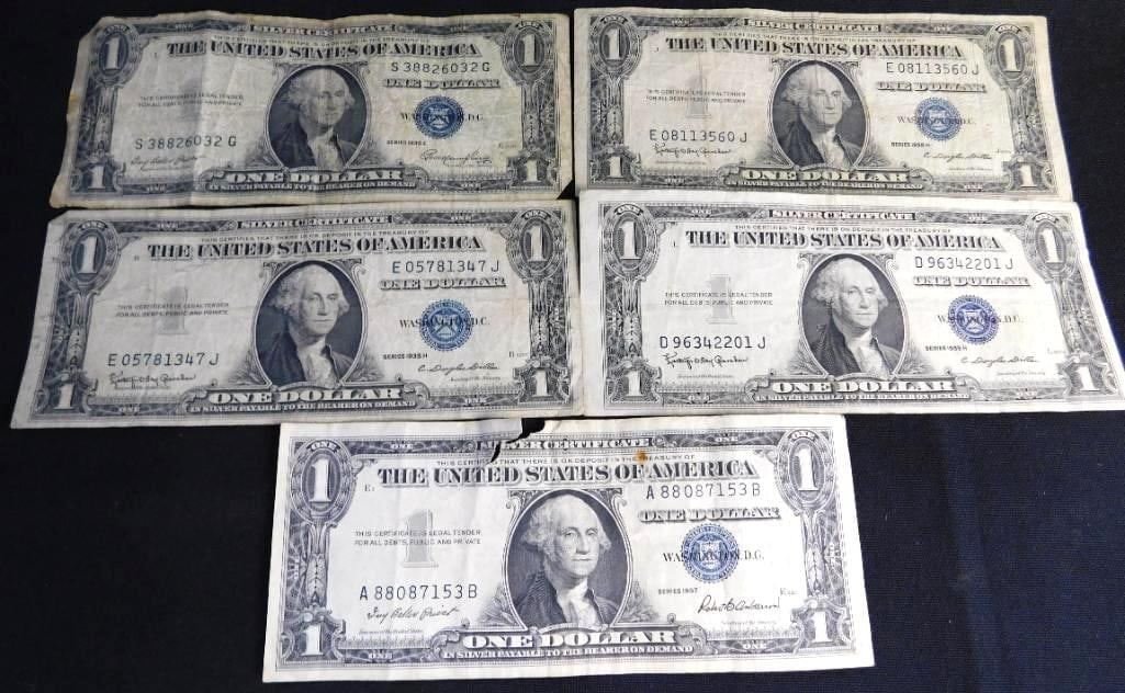 5 US 1$ Silver Certificates - 1935: See Photos For Condition and Details