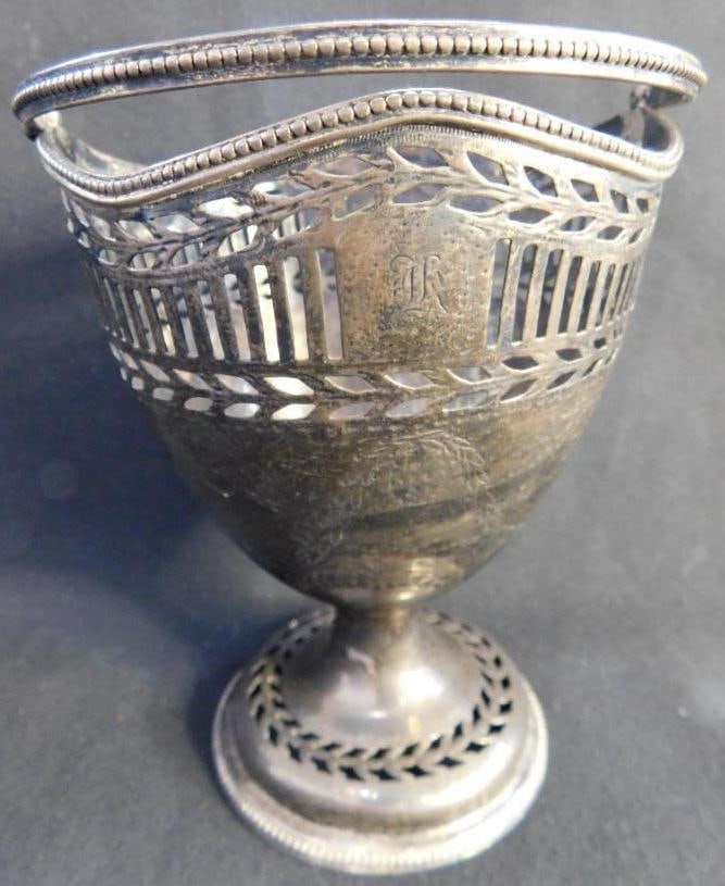 Sterling Silver - Handled Basket - 5.5" x 4.25" - 161.4 Grams: See Photos For Condition and Details