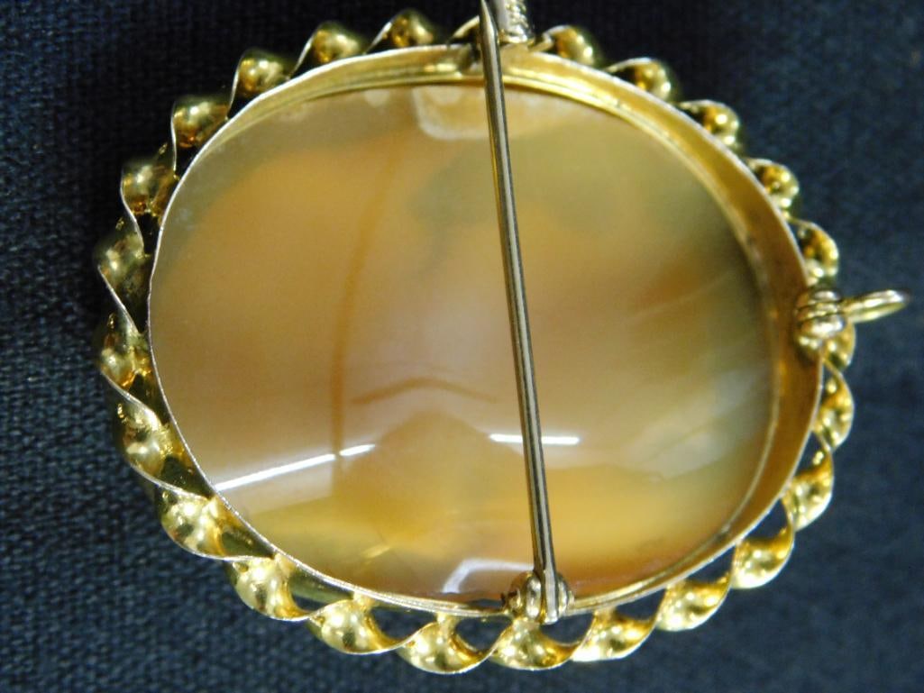 10K Yellow Gold - Cameo Pendant / Brooch - 7.73 Grams TW - 4