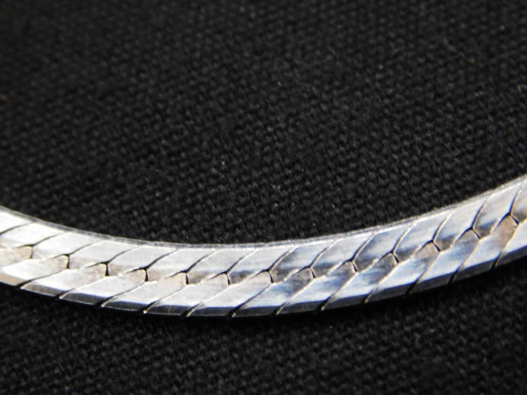 Sterling Silver - 2 Necklaces - 17.5" and 20" - 28.9 Grams - 6