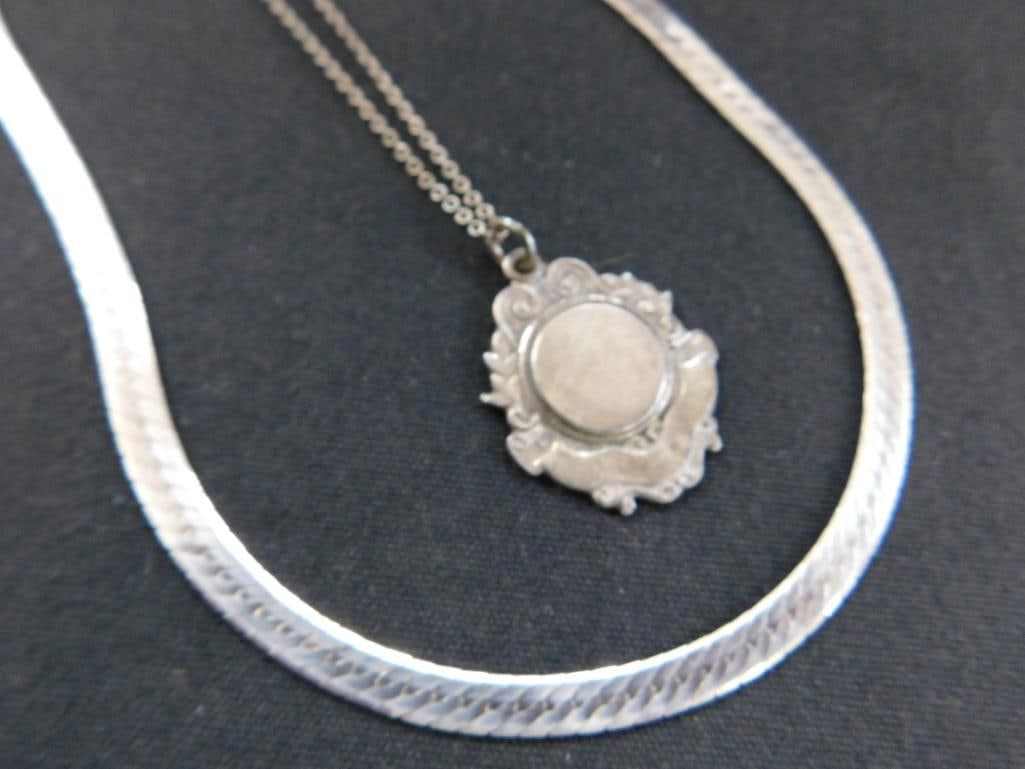 Sterling Silver - 2 Necklaces - 17.5" and 20" - 28.9 Grams - 8
