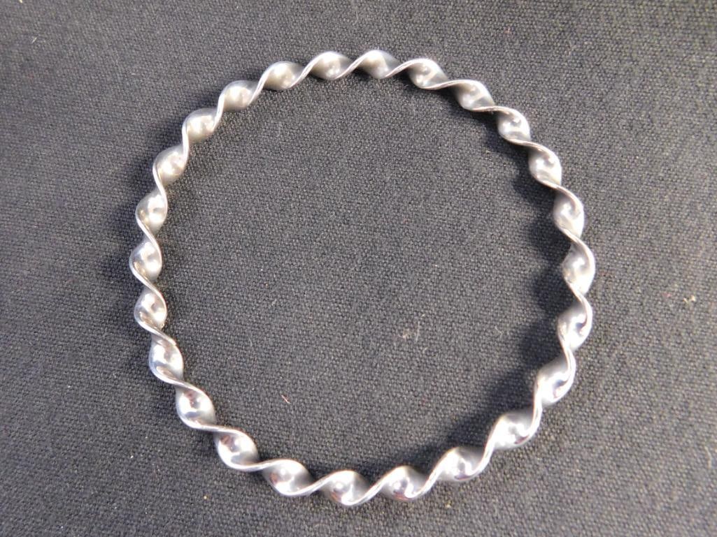 Sterling Silver - Bangle Bracelet - Twisted - 11.99 Grams - 5