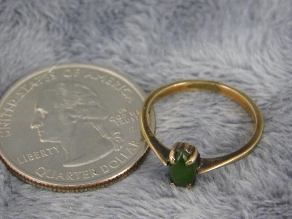 10K Yellow Gold - Jade Ring - Size 5 - 1.45 Grams TW - 5