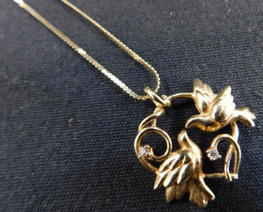 14K Yellow Gold - 20" Lovebirds Pendant Necklace - Diamonds - 5.2 Grams TW: See Photos For Condition and Details
