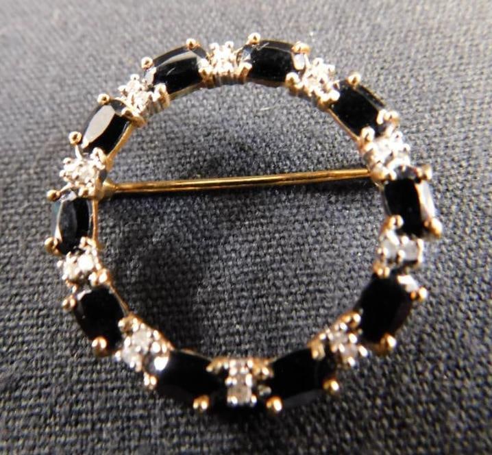 14K Yellow Gold - Brooch - Black Stones and Diamonds - 4.1 Grams TW: See Photos For Condition and Details