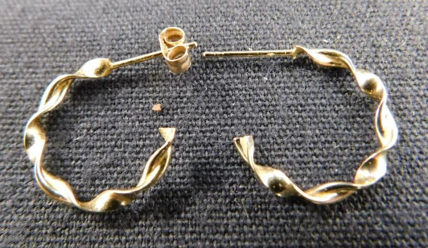 14K Yellow Gold - Hoop Pierced Earrings - .78 Grams: See Photos For Condition and Details