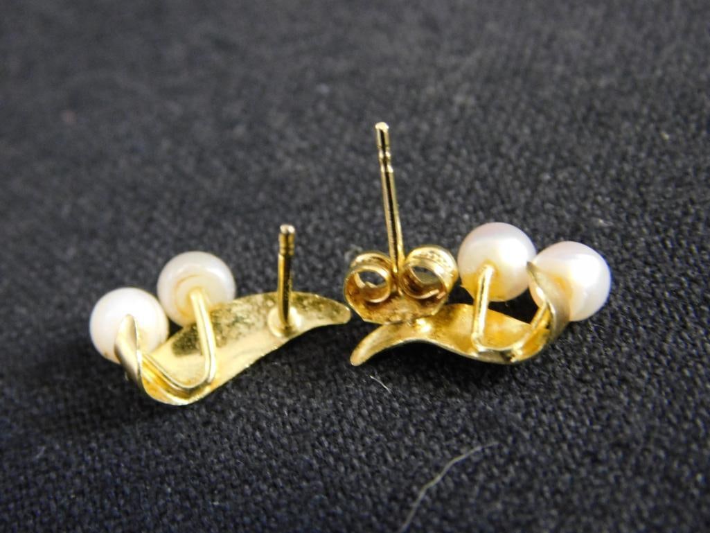 14K Yellow Gold - Pierced Pearl Earrings - .78 Grams TW - 2
