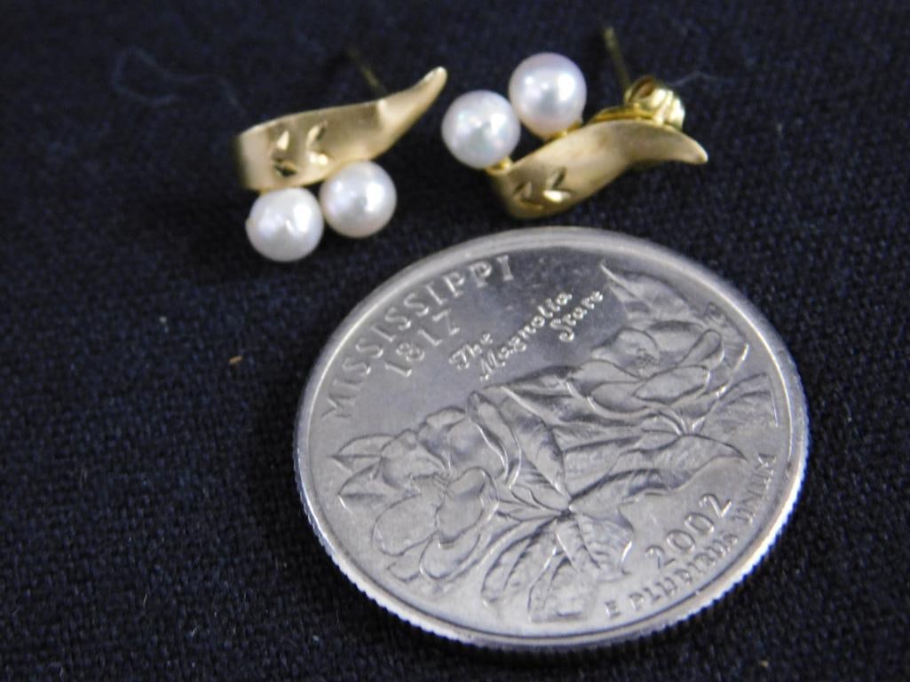 14K Yellow Gold - Pierced Pearl Earrings - .78 Grams TW - 3