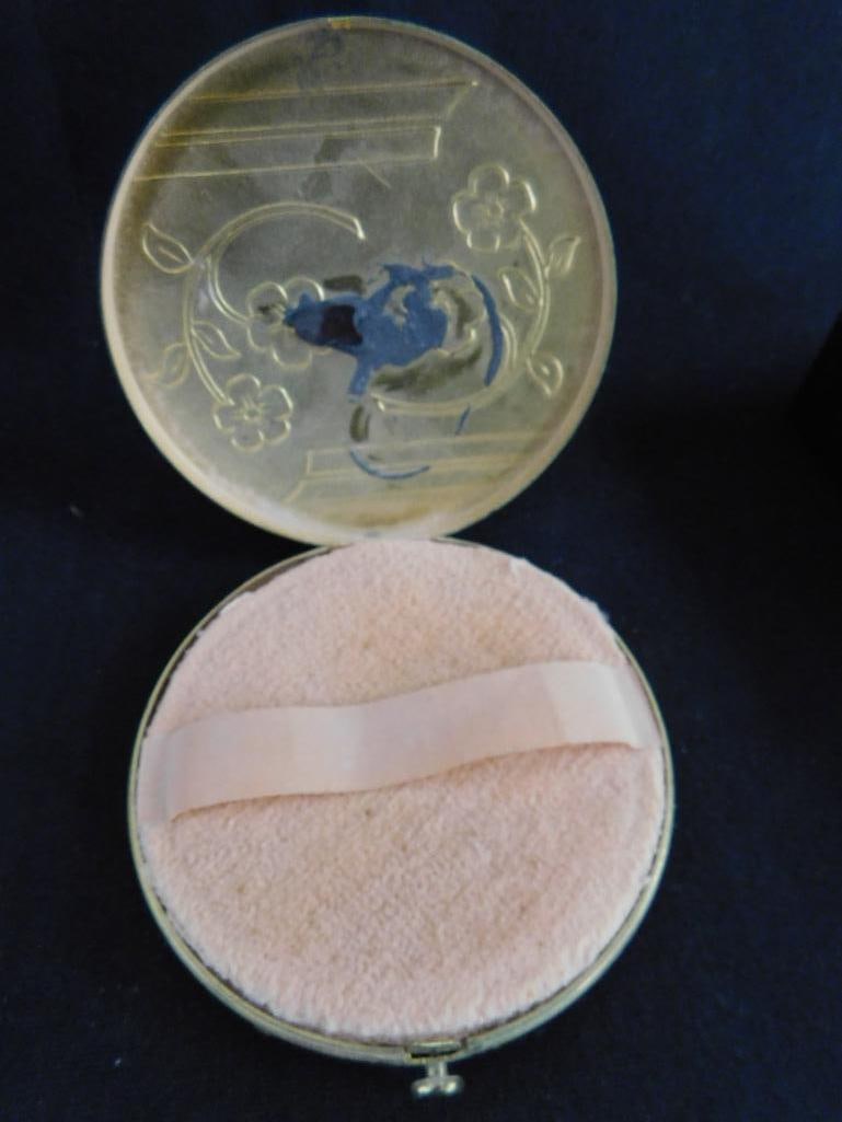 Tray Lot of 4 Vintage Compacts - 8
