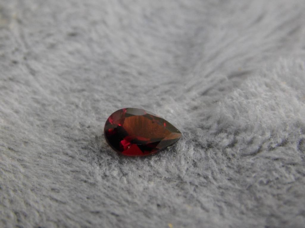 Loose Gem - Rhodolite Garnet - .97ct - COA - 7