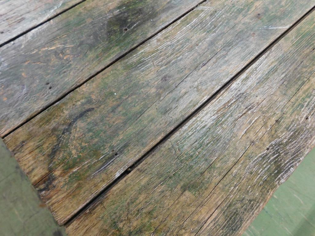 Rustic Square Plank Table - 31" x 39" x 36" - 5