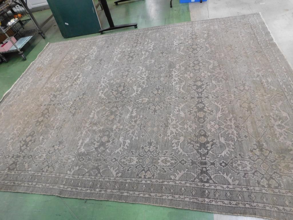 Room Size Rug - Gray Tones - 10