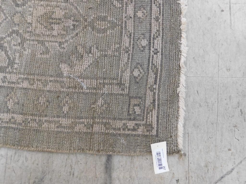 Room Size Rug - Gray Tones - 3