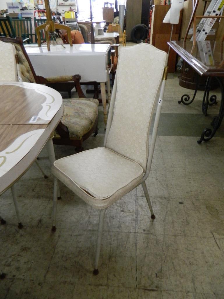 Mid Century Modern Formica Dining Table with 4 Chairs - Table 30" x 47" x 36" - 2