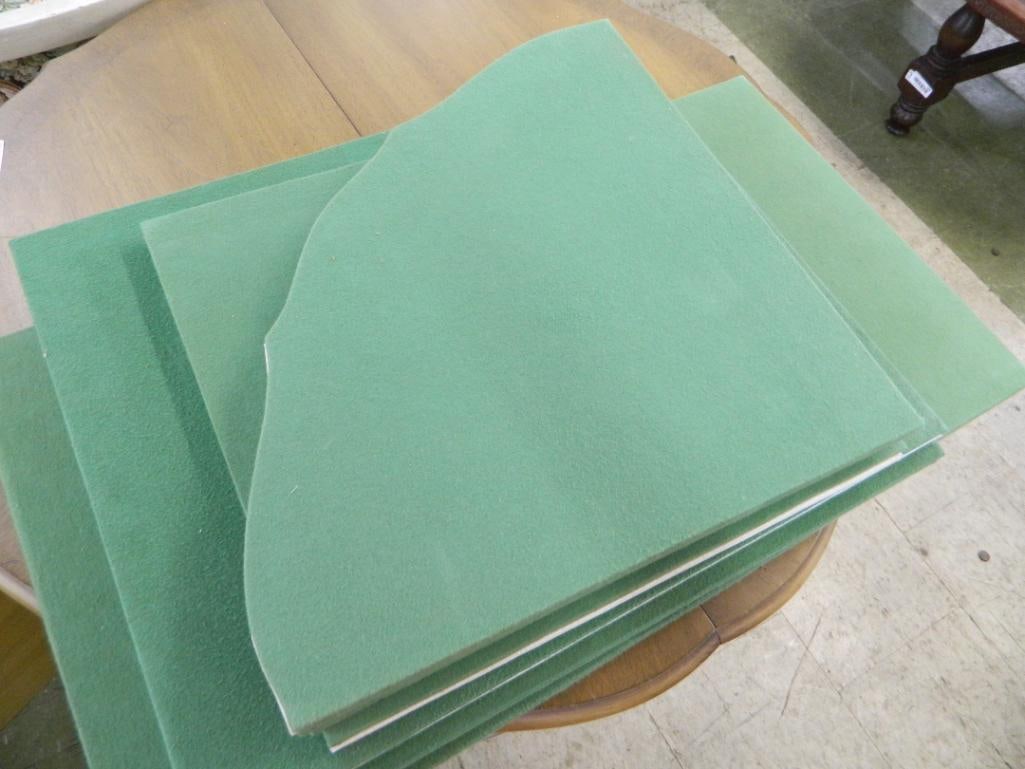 French Provincial Table with 3 Leaves and Pads - 30" x 36" - Each Leaf 16" - 7