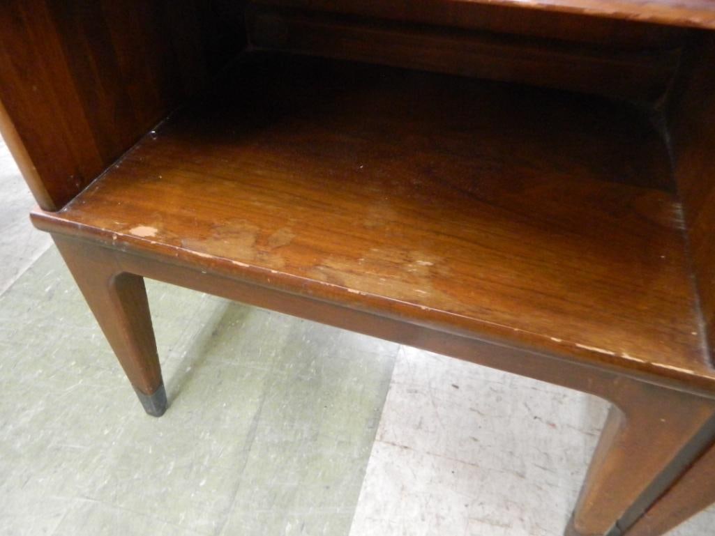 Pair of White Furniture Co. MCM Mid Century 1 Drawer Night Stands - Each 26" x 21" x 15" - 9