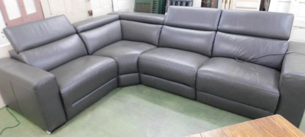 Leather 3 Piece Sectional Electric Couch - Head Rests Move - 32" x 126" x 94": See Photos For Condition and Details