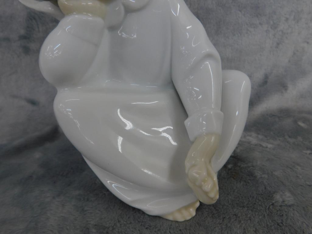 Lladro Figure - #04961 - "Angel Dreaming" - Original Box - 6" x 5" x 4.5" - 3