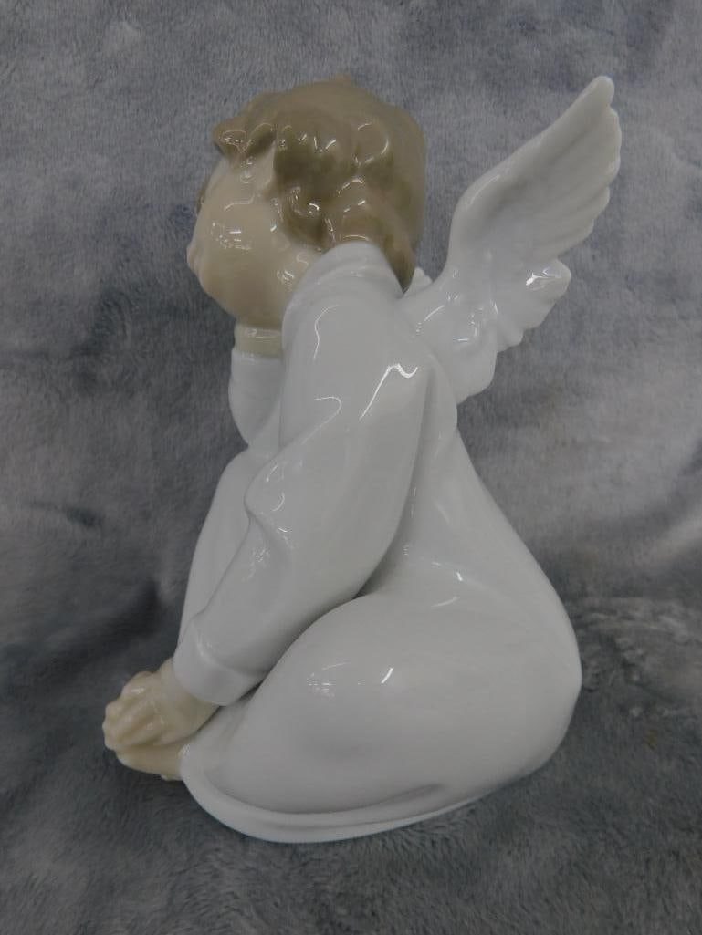Lladro Figure - #04961 - "Angel Dreaming" - Original Box - 6" x 5" x 4.5" - 6