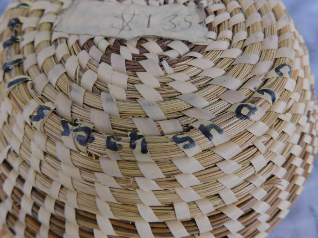 Charleston SC - Sweet Grass Basket with Lid - 6" x 11" x 8.5" - 9