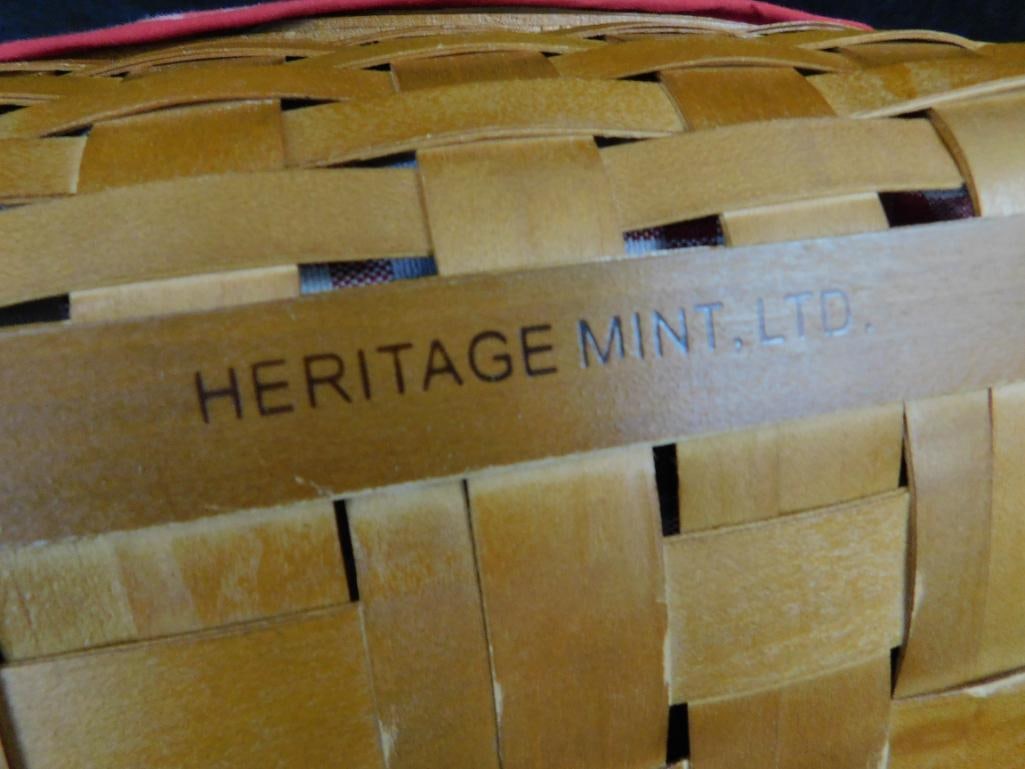 Pair of Heritage Mint LTD. - Canadian Maple Handled Baskets - 4.5" x 13" x 9" and - 10
