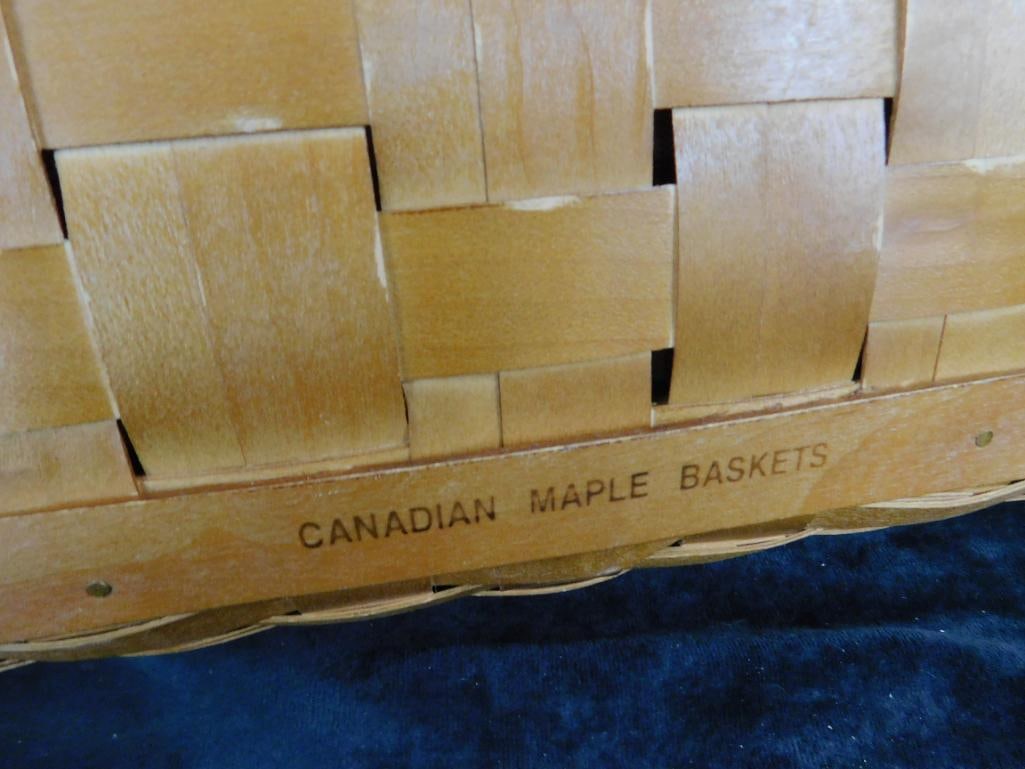 Pair of Heritage Mint LTD. - Canadian Maple Handled Baskets - 4.5" x 13" x 9" and - 11