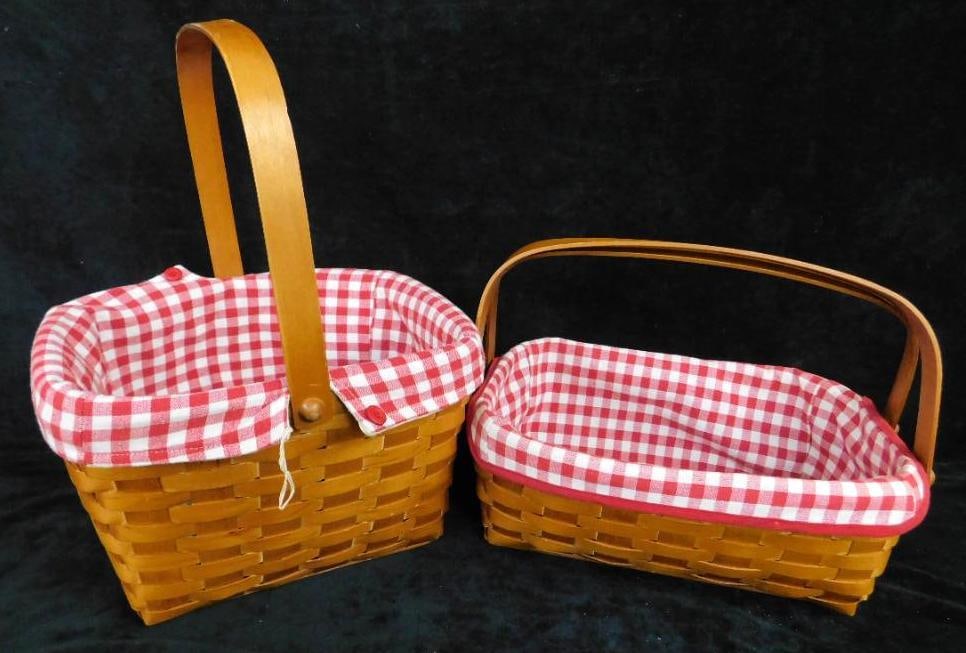 Pair of Heritage Mint LTD. - Canadian Maple Handled Baskets - 4.5" x 13" x 9" and: 7.5" x 11.5" x 9.5" - See Photos For Condition and Details