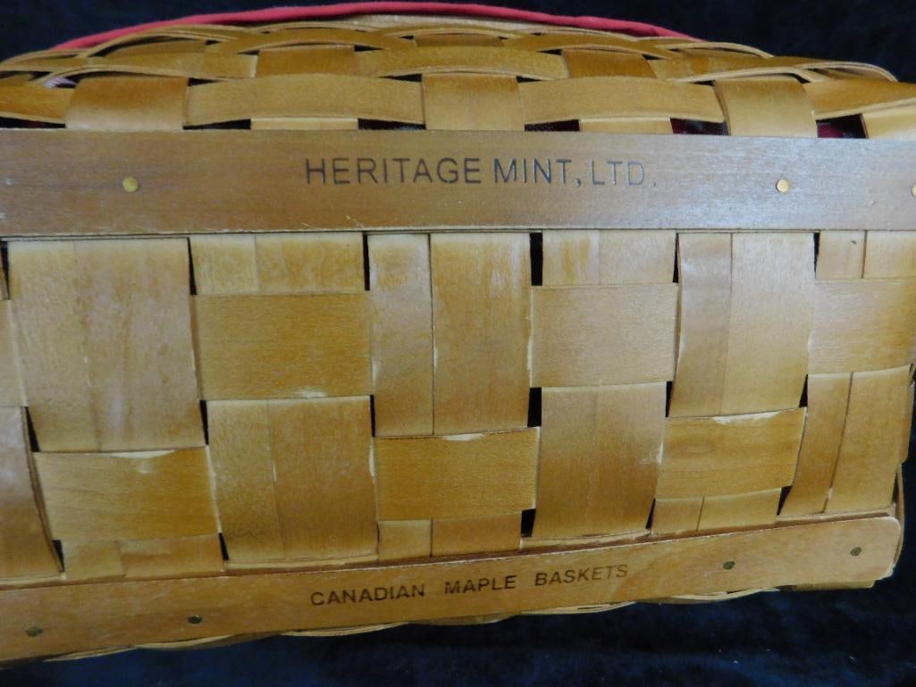 Pair of Heritage Mint LTD. - Canadian Maple Handled Baskets - 4.5" x 13" x 9" and - 9