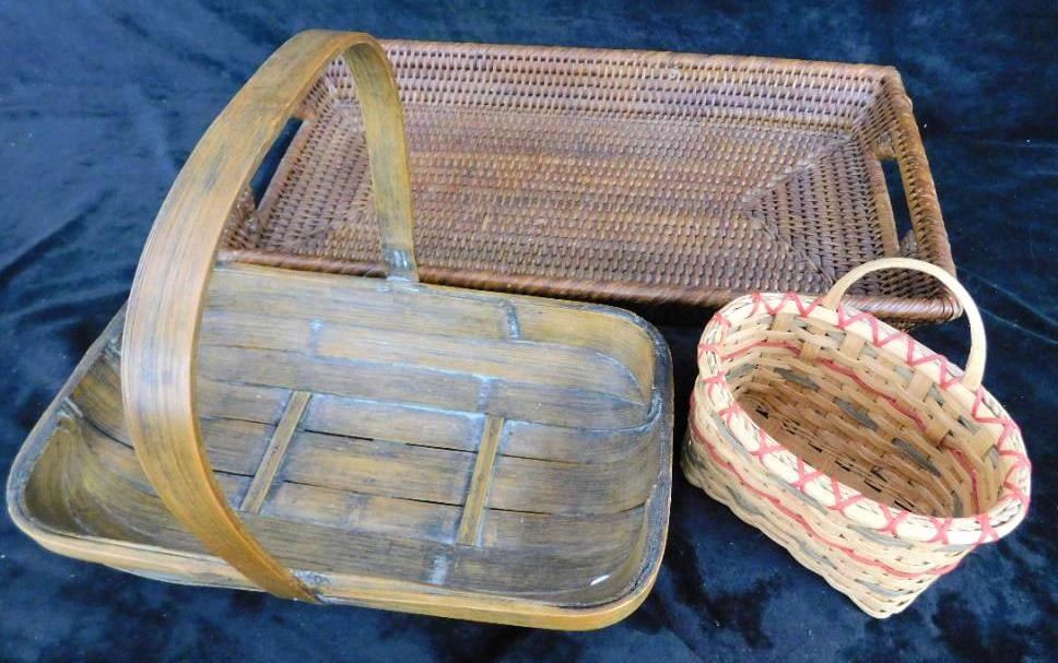 Handled Tray Basket 2.5" x 20.25" x 10.5" - Handled Basket 10.5" x 13" x 8": Wall Hung Basket - 6.5" x 6.5" x 4.5" - See Photos For Condition and Details