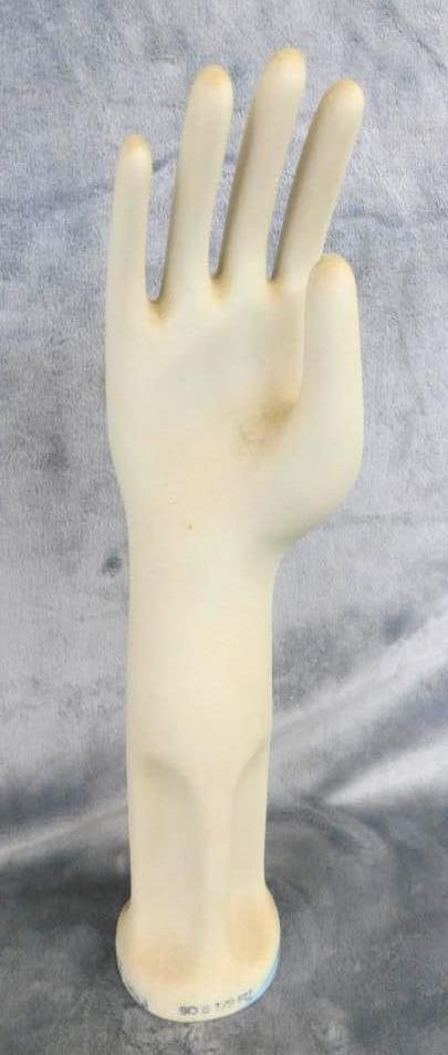 1993 "General Porcelain" 14" Porcelain Glove Mold - 5.5 - Right: See Photos For Condition and Details