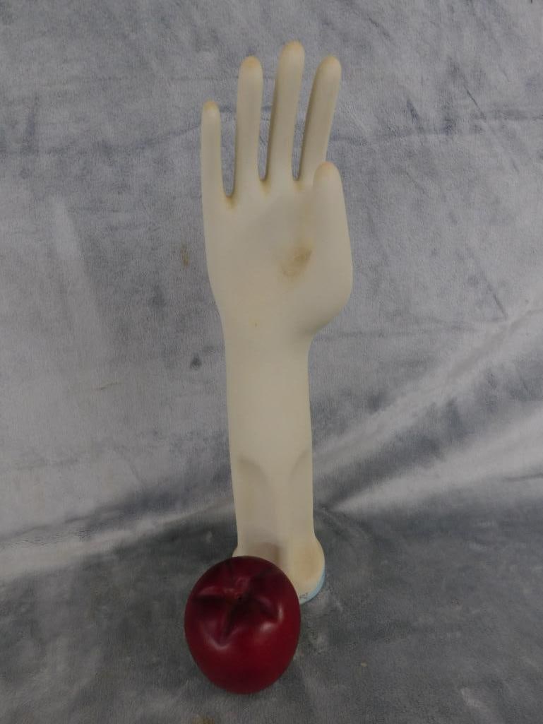 1993 "General Porcelain" 14" Porcelain Glove Mold - 5.5 - Right - 9
