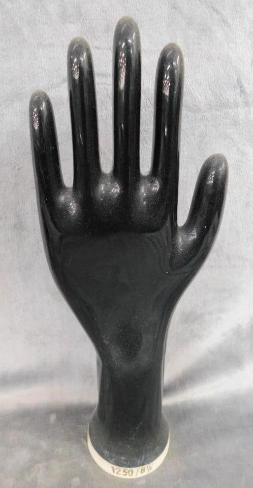 1988 Germen 14" Porcelain Glove Mold - 1250 / 8.5 - Flat: See Photos For Condition and Details