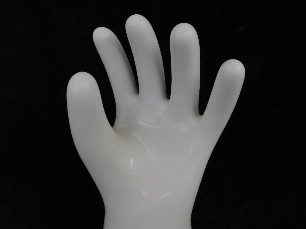 1987 "General Porcelain" 22" Porcelain Glove Mold - 10.5 - C16 - Left - 2