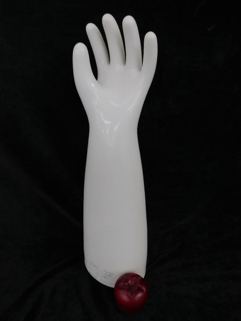 1987 "General Porcelain" 22" Porcelain Glove Mold - 10.5 - C16 - Left - 8