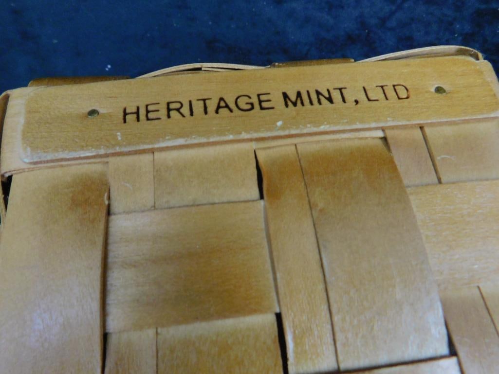 Pair of Heritage Mint LTD. - Canadian Maple Baskets - 4' x 9" x 8" and 3" x 10.5" x 10.5" - 9