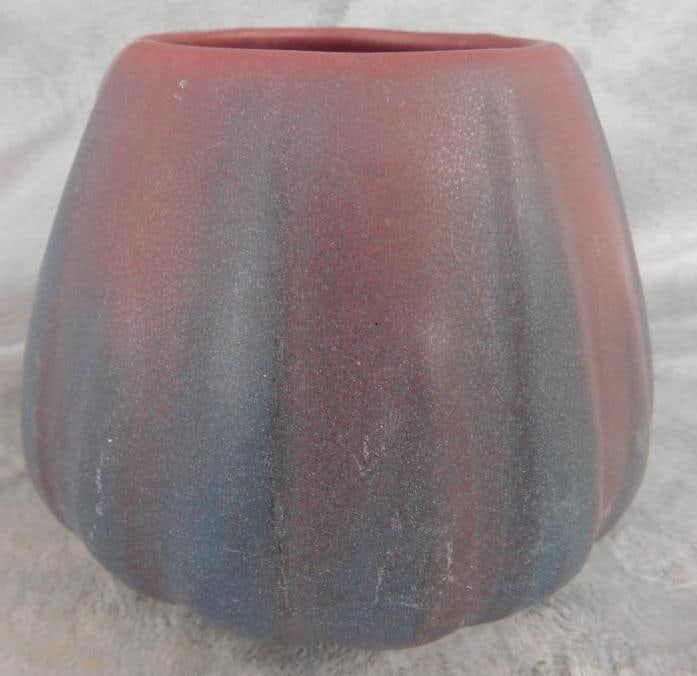 Vintage Van Briggle Pottery Vase - 4.5" x 5.5": See Photos For Condition and Details