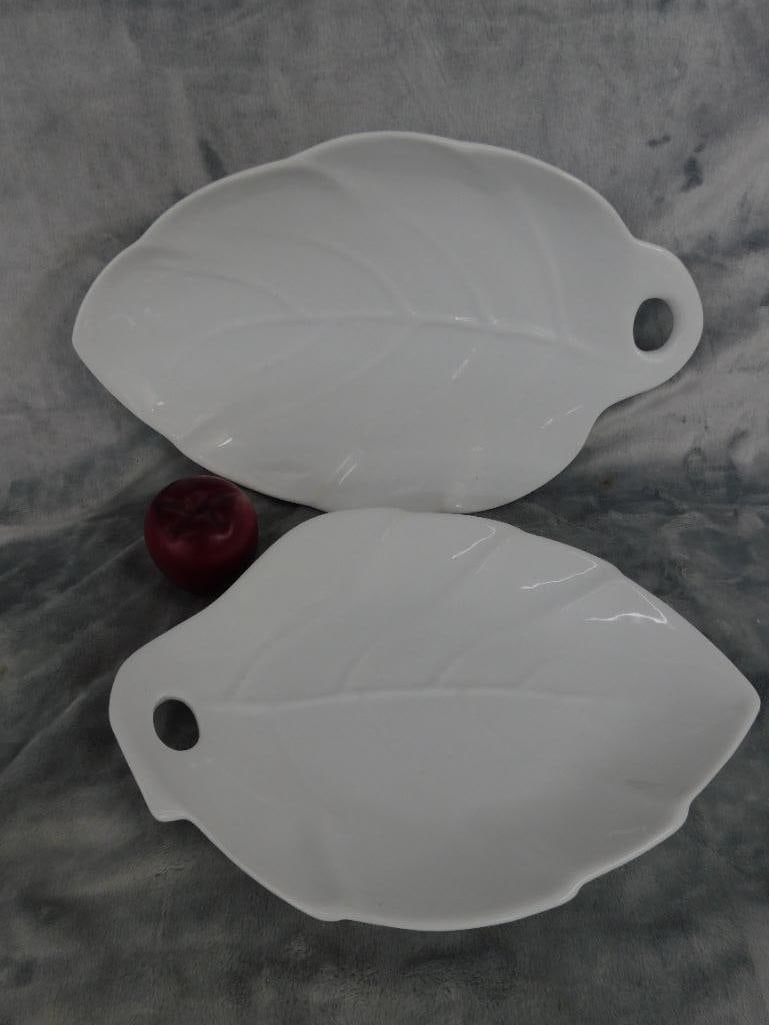 Pair of White Glazes Leaf Shaped Pottery Platters - 16.25" x 10.25" and 14" x 10" - 6
