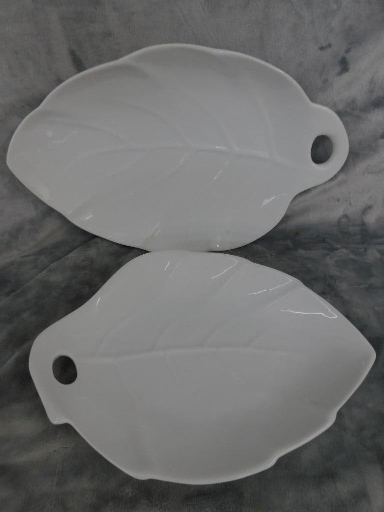 Pair of White Glazes Leaf Shaped Pottery Platters - 16.25" x 10.25" and 14" x 10" - 7