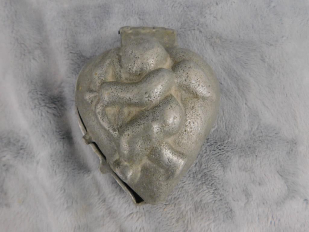 Group of 4 Different Sized Chocolate Molds - Large is 8" x 7" x 3" and 5" x 11" x 2" - 10