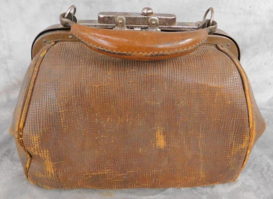 Vintage Small Doctors Bag - 8" x 10" x 6.5": See Photos For Condition and Details
