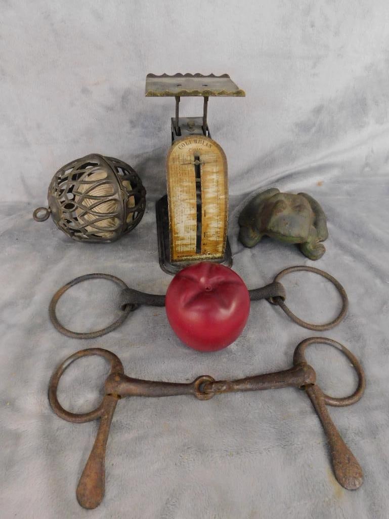 Box Lot with Cast Iron Frog 3" x 5" x 4.5" - Metal String Minder 5.5" x 4" - - 7