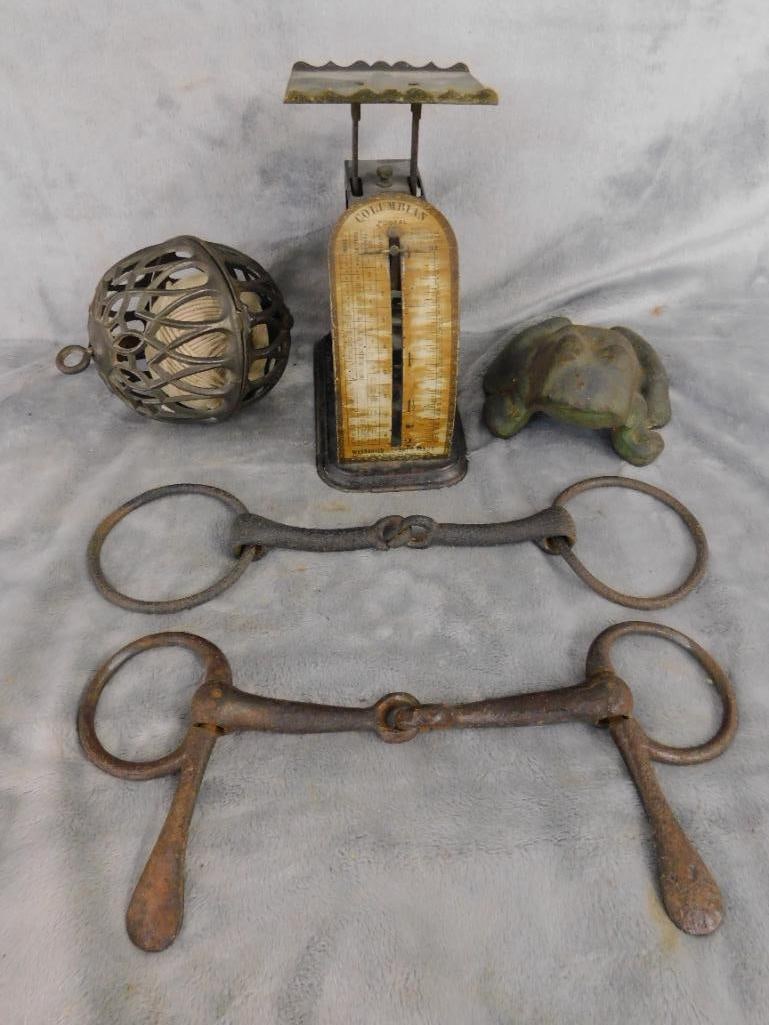 Box Lot with Cast Iron Frog 3" x 5" x 4.5" - Metal String Minder 5.5" x 4" - - 8