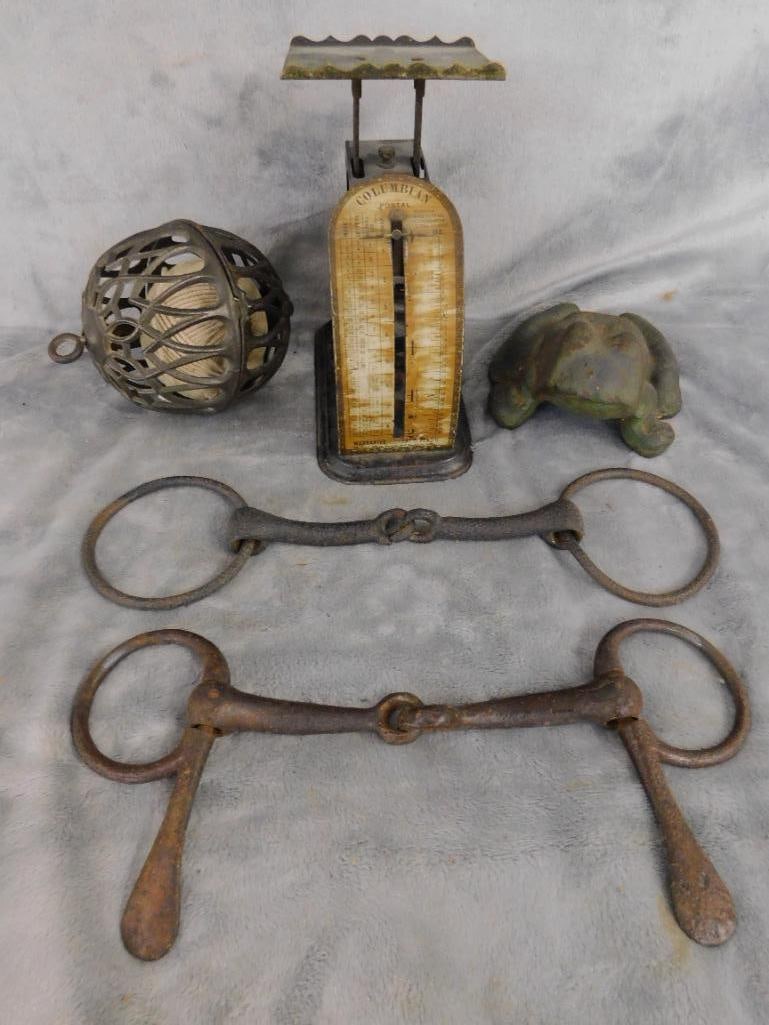 Box Lot with Cast Iron Frog 3" x 5" x 4.5" - Metal String Minder 5.5" x 4" - - 9