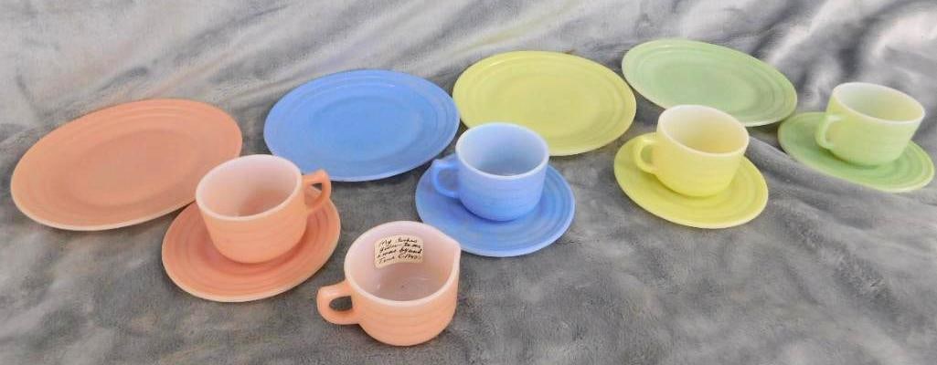Vintage 40s Childs Pastel Glass Tea Set - 13 Pieces: See Photos For Condition and Details